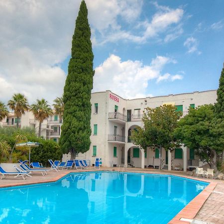Hotel Riviera Pietra Ligure Εξωτερικό φωτογραφία