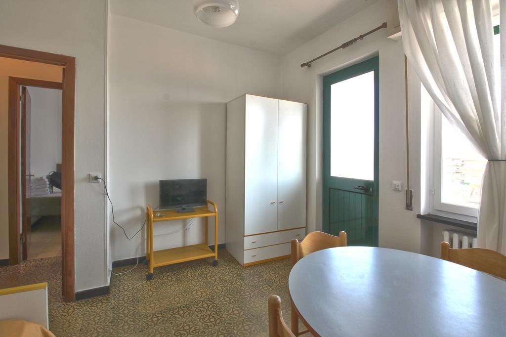 Hotel Riviera Pietra Ligure Εξωτερικό φωτογραφία