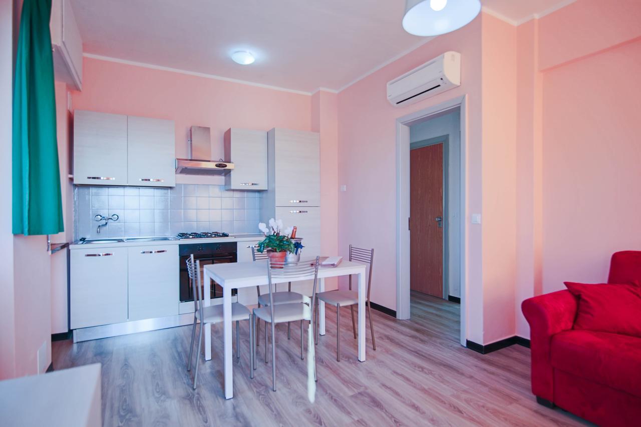 Hotel Riviera Pietra Ligure Εξωτερικό φωτογραφία