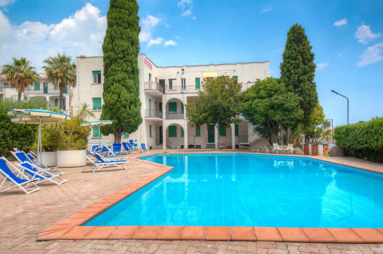 Hotel Riviera Pietra Ligure Εξωτερικό φωτογραφία