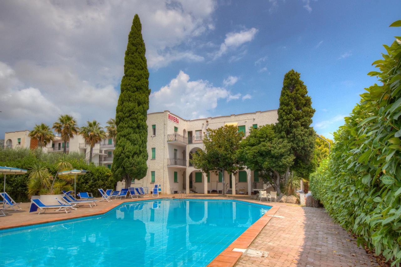 Hotel Riviera Pietra Ligure Εξωτερικό φωτογραφία