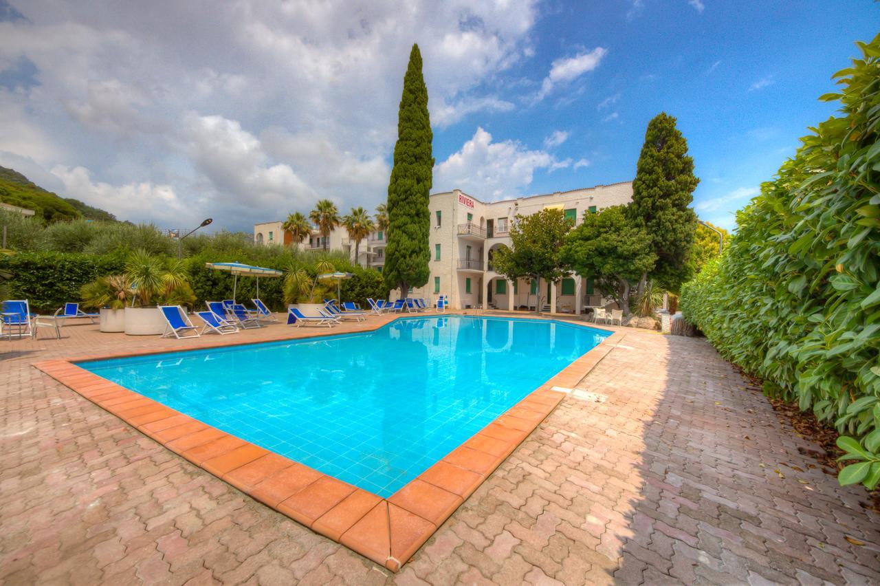 Hotel Riviera Pietra Ligure Εξωτερικό φωτογραφία