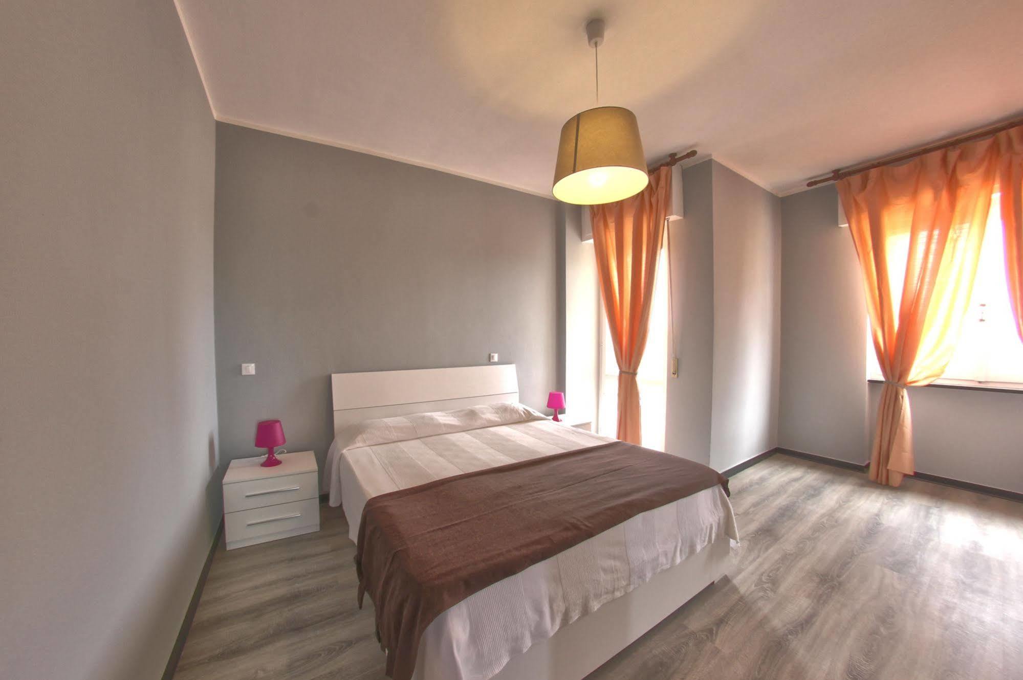 Hotel Riviera Pietra Ligure Εξωτερικό φωτογραφία
